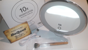 BeQool Lighted Vanity Mirror