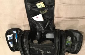 Beschan Extra Large Hanging Toiletry Bag