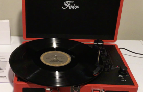 Feir Portable Briefcase Turntable